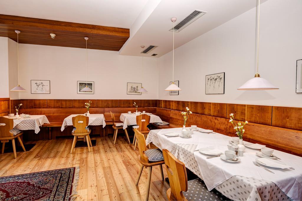 Garni Hotel Kessler Tirolo Bagian luar foto