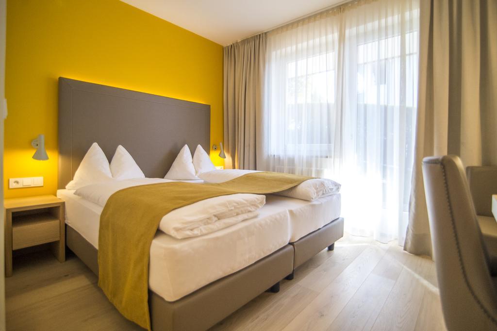 Garni Hotel Kessler Tirolo Bagian luar foto